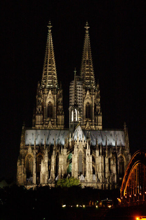 Ortsaufnahme des Kölner Doms bei Nacht 2010