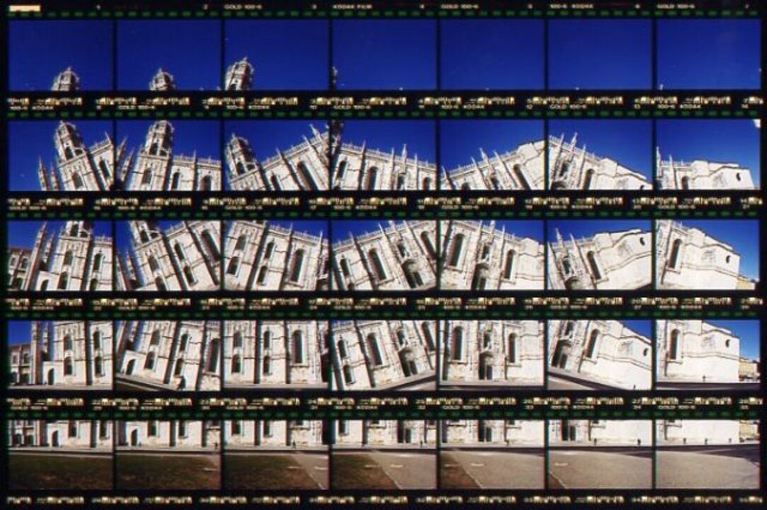 Thomas Kellner: 15#12 Lissabon, Mosteiro dos Jeronimos (Architekten: Diego Boitaca, Joao de Castilho), 1999, C-Print, 26,8 x 17,6 cm / 10,5" x 6,9", Auflage 10+3