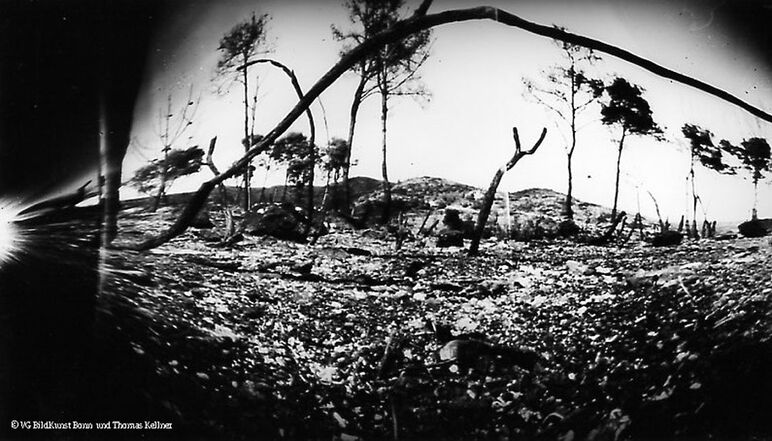 Thomas Kellner: Tierra quemada - obscure Fotografien aus der Asche, 1993