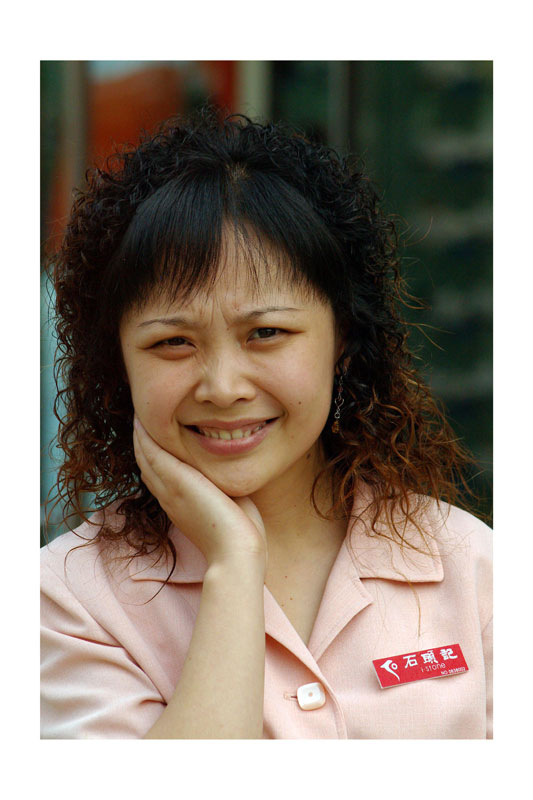 Xiang Dongmei, Shop assistant, 30 years old
